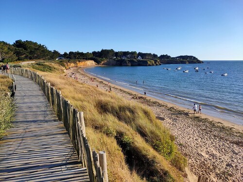 Charming seaside vacation home