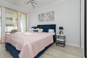 1 bedroom, iron/ironing board, WiFi, bed sheets