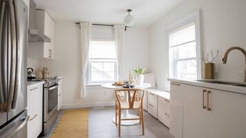 Fridge, coffee/tea maker, cookware/dishes/utensils