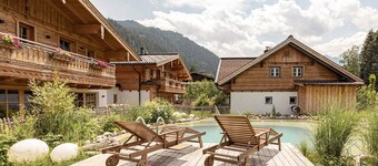 Chaleturlaub in der Salzburger Bergwelt mit privater SaunaChaleturlaub mit Hund
