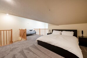 2 bedrooms, iron/ironing board, travel crib, free WiFi