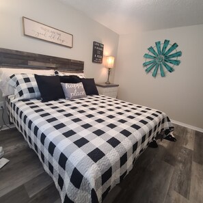 2 bedrooms, free WiFi, bed sheets - Lake Escape Near Lake Norfork 2BR 2 BA (Mountain Home)