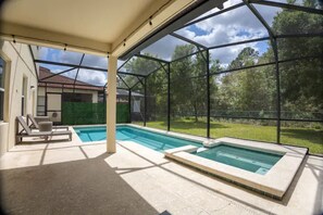 屋外プール、温水プール