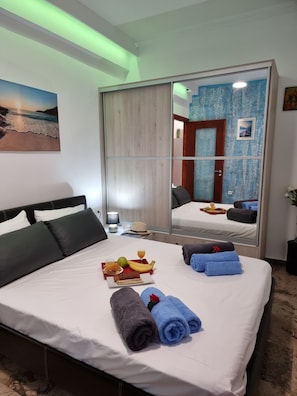 1 غرفة نوم وسرير سفر وواي فاي مجانًا وملاءات أسرّة