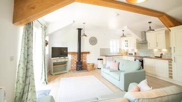 Cabin | Phòng khách | Lò sưởi