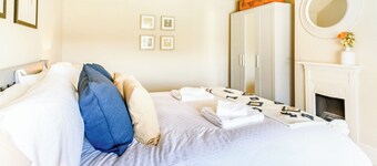 4 bedroom accommodation in Great Limber