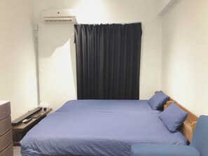 1 dormitorio, escritorio, wifi gratis y ropa de cama