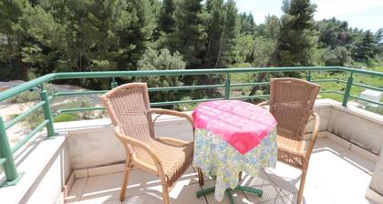 Jovize - Free Parking - A4