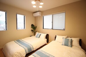 3 habitaciones, escritorio, wifi gratis y ropa de cama 