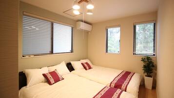 3 bedrooms, desk, free WiFi, bed sheets