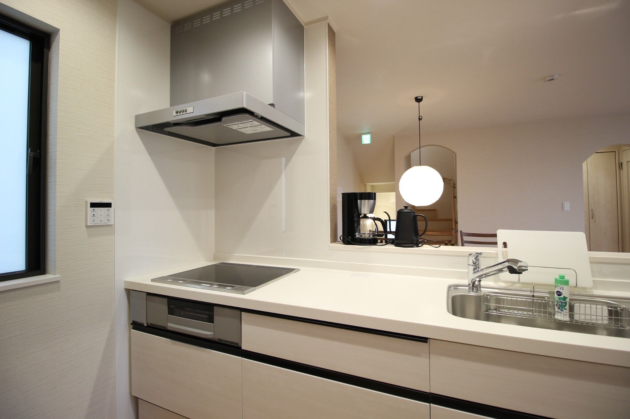 Fridge, microwave, stovetop, cookware/dishes/utensils