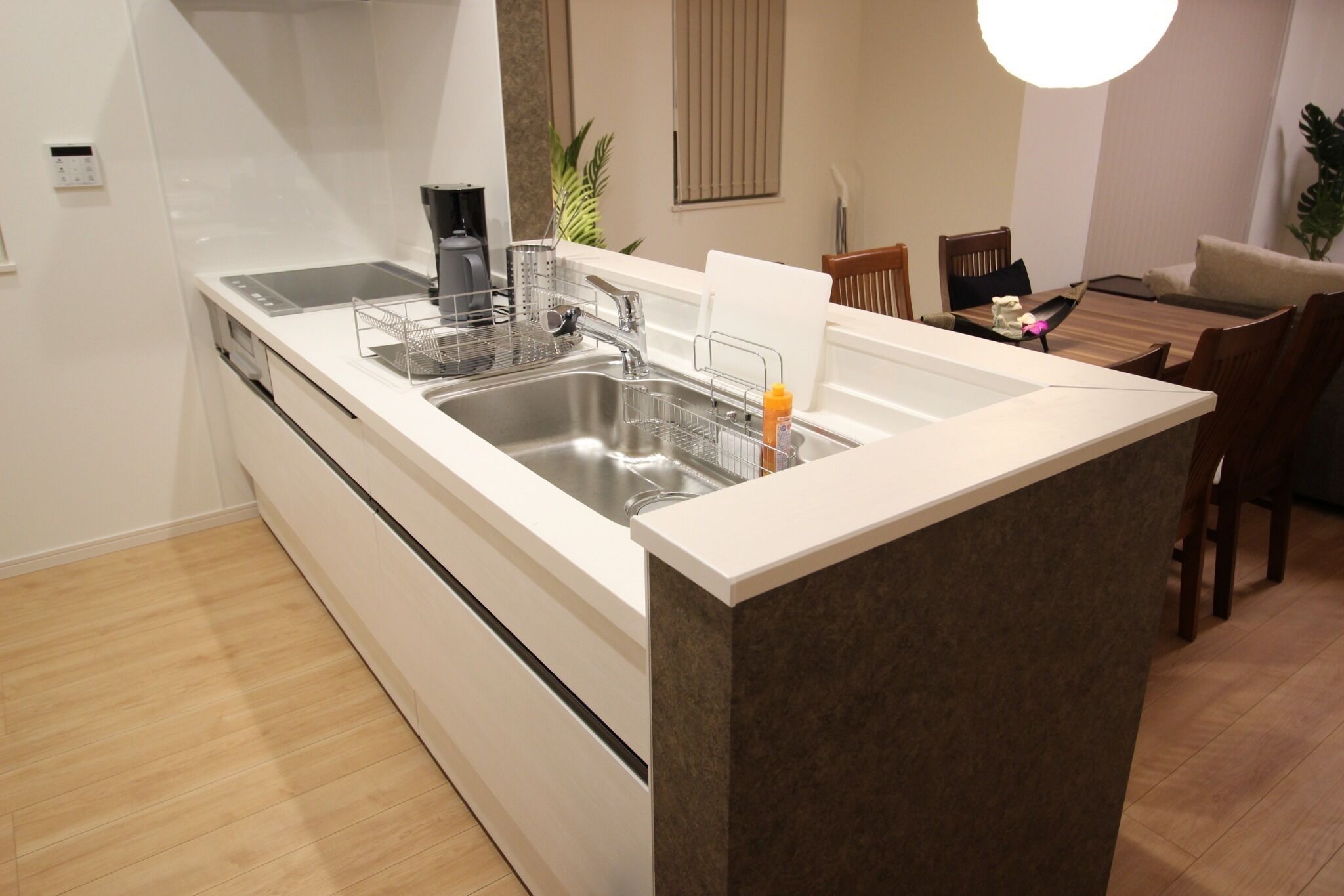 Fridge, microwave, stovetop, cookware/dishes/utensils