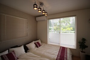 3 quartos, escrivaninha, Wi-Fi de cortesia, roupa de cama