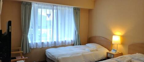 1 Schlafzimmer, Schreibtisch, Bügeleisen/Bügelbrett, Bettwäsche