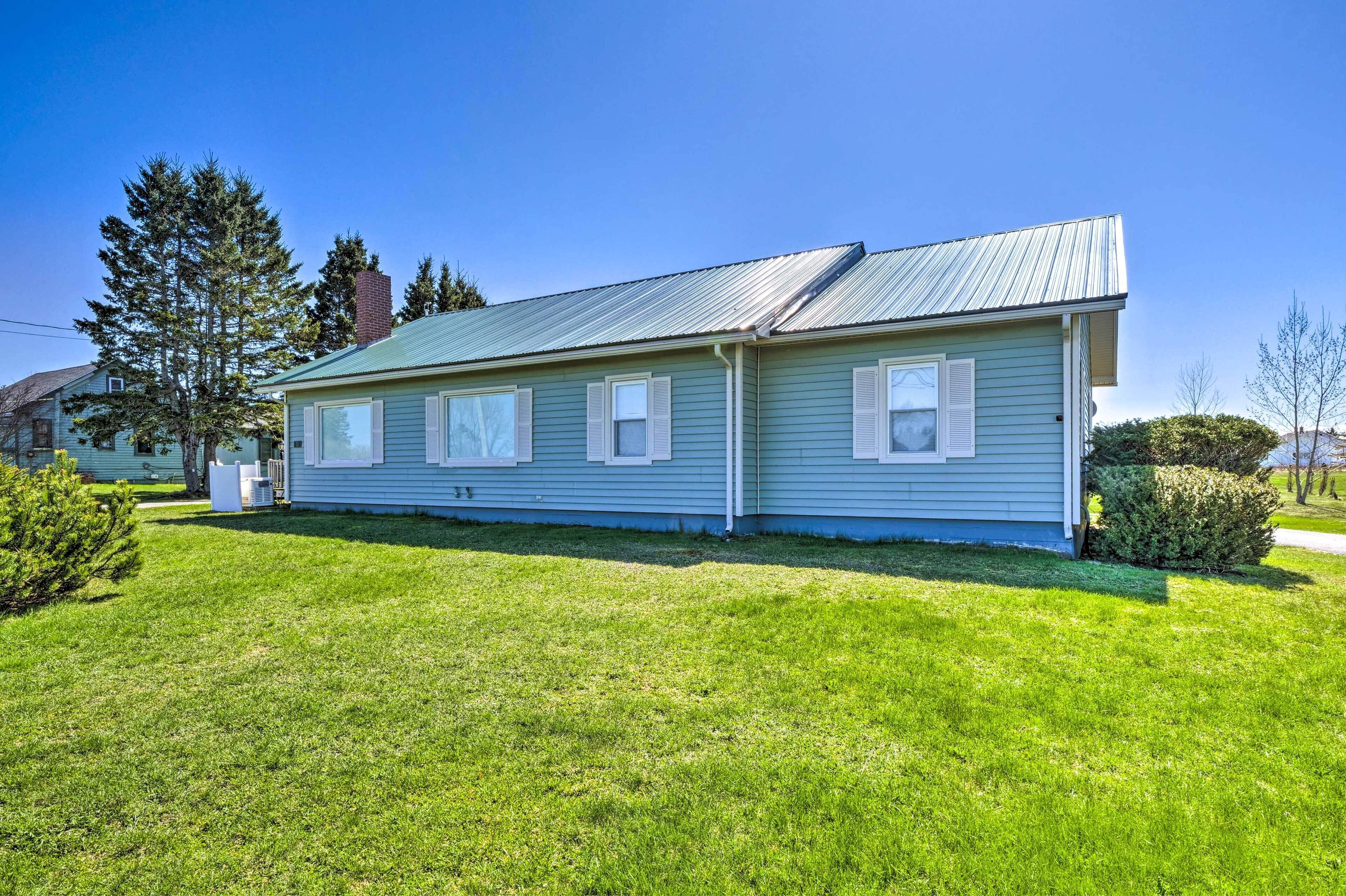 Nautical Lubec Cottage w/ Fire Pit & Grill!
