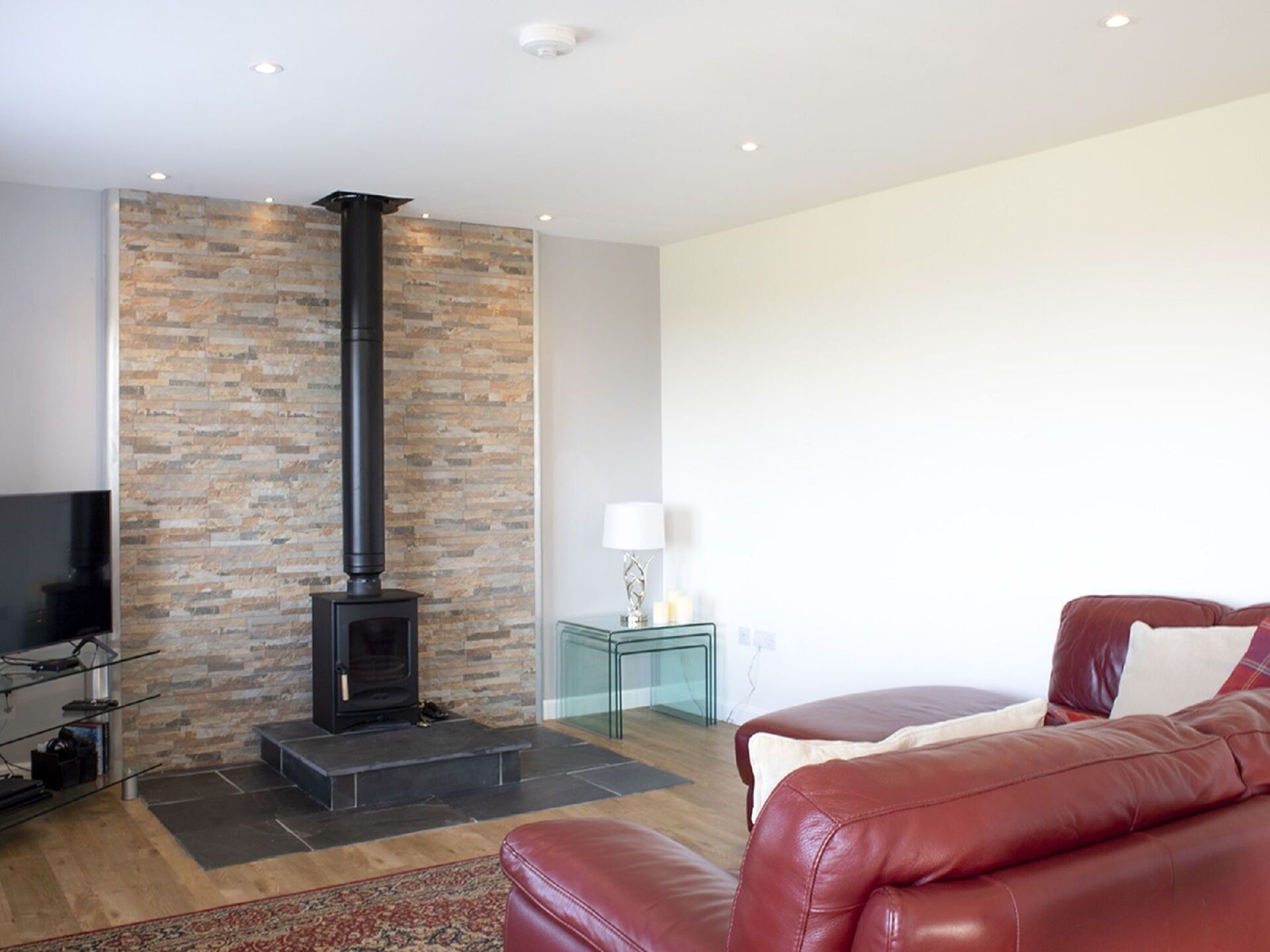 Eigentum, Möbel, Gebäude, Holz, Komfort, Interior Design, Wohnzimmer, Flooring, Laminatboden, Fussboden