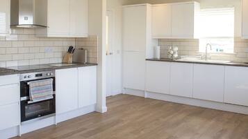 Microwave, oven, dishwasher