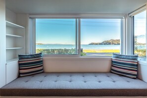View from property - Driftwood Beach House with Spa Pool (Waiheke Island)