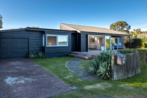 Front of property - Driftwood Beach House with Spa Pool (Waiheke Island)