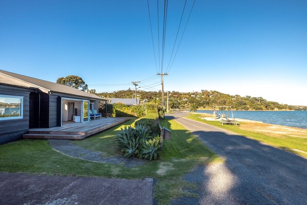 Front of property - Driftwood Beach House with Spa Pool (Waiheke Island)