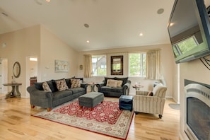 Télévision, cheminée, lecteur de DVD