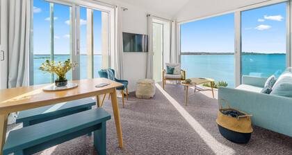 Harbour View - Westmere Holiday Apartment