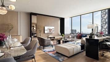 Premier Room, 3 Bedrooms | Living area | Smart TV