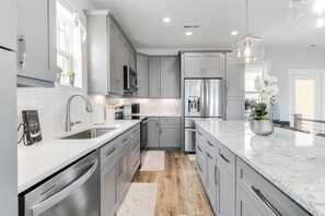 Fridge, microwave, stovetop, dishwasher - Private Saltwater Pool (Heating Optional), With Excellent Ocean Views Only 2 Blocks From the Beach (Oak Island)