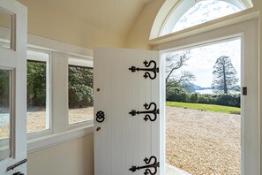 Interior - Ornockenoch House -  a house that sleeps 14 guests  in 7 bedrooms (Gatehouse of Fleet)