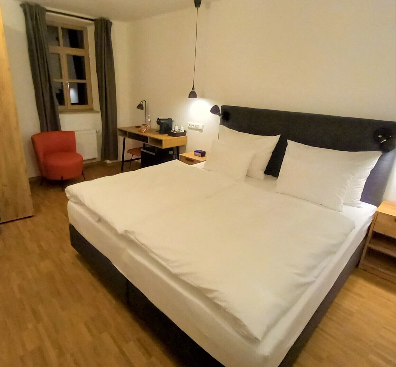 Italienske lagner fra Frette, premium-sengetøj, Tempur-Pedic-senge