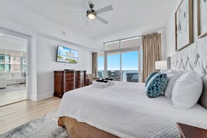 4 habitaciones, tabla de planchar con plancha, wifi y ropa de cama 