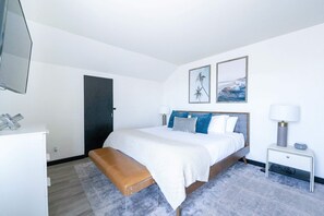 4 Schlafzimmer, Bügeleisen/Bügelbrett, WLAN, Bettwäsche