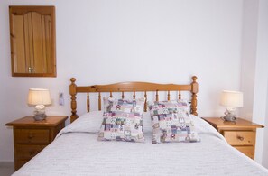 2 Schlafzimmer, Bügeleisen/Bügelbrett, kostenloses WLAN, Bettwäsche