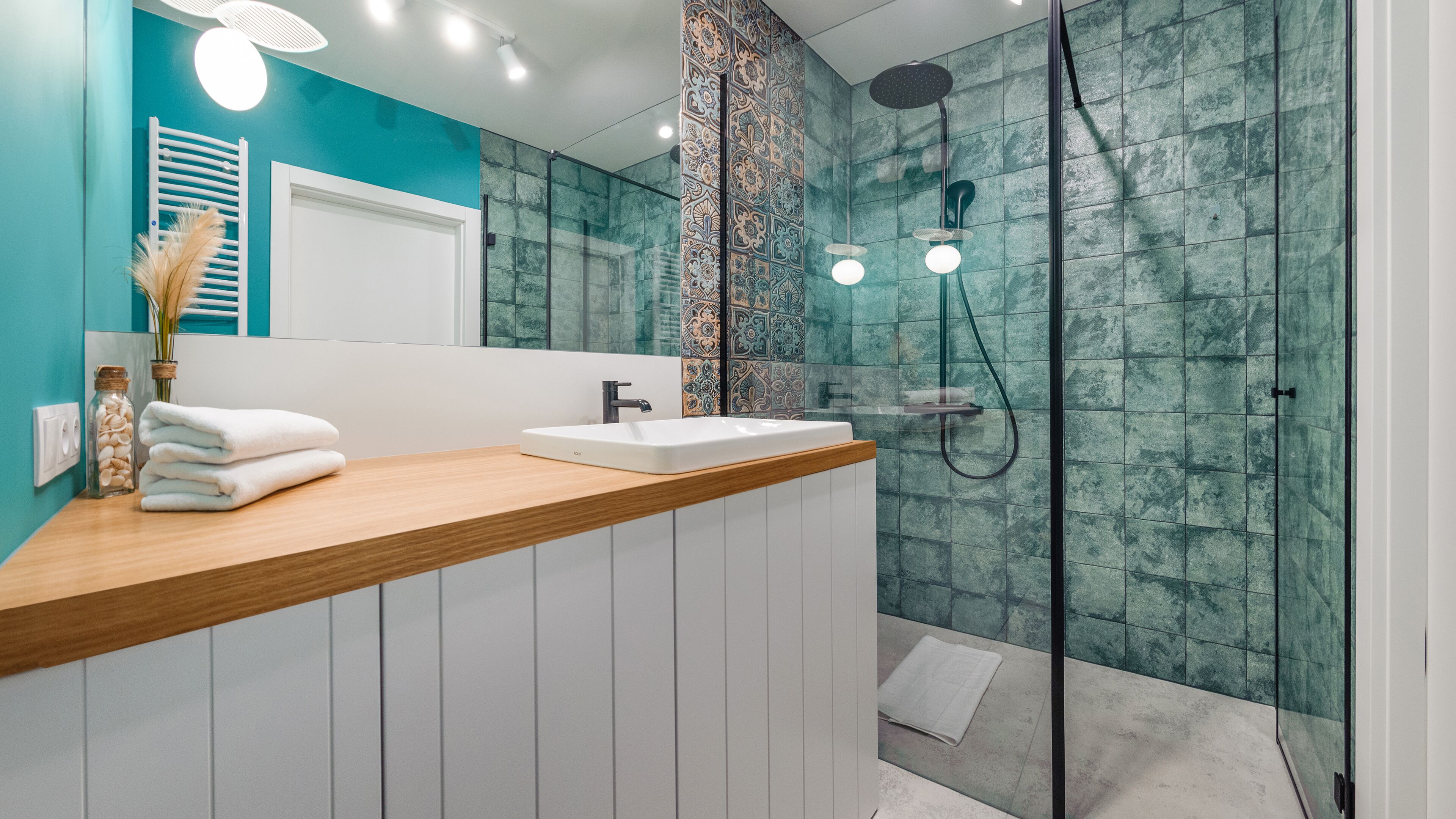 Apartment (114) | Bathroom | Shower, towels