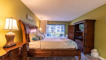 1 slaapkamer, een strijkplank/strijkijzer, wifi, beddengoed