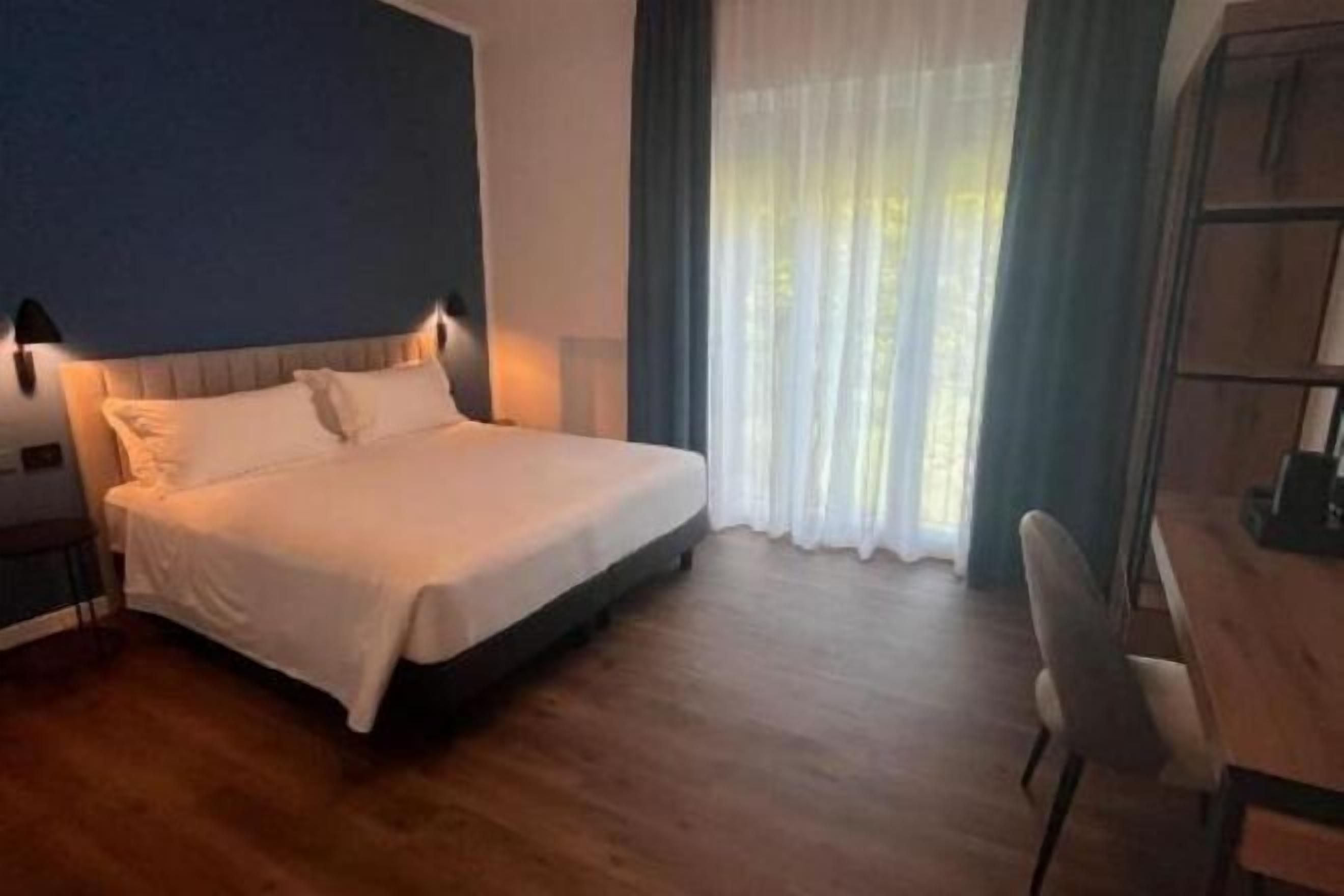 고급 침구, 오리/거위털 이불, 필로우탑 침대, 미니바