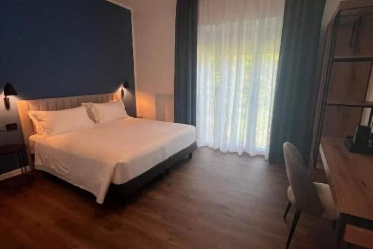 Ropa de cama de alta calidad, cubrecamas y colchones con pillow-top