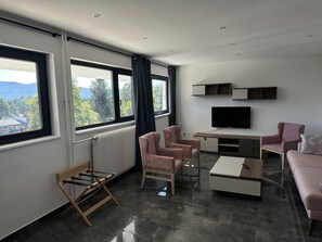 Living area - Hôtel Parc & Spa les Cigognes (Albe)