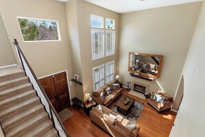 Flat-screen TV, fireplace, foosball, table tennis