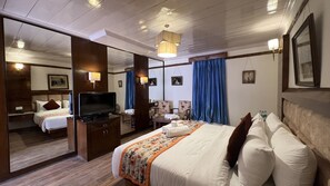 Deluxe Studio Suite | View from room - Woodville Palace Shimla Heritage (Shimla)