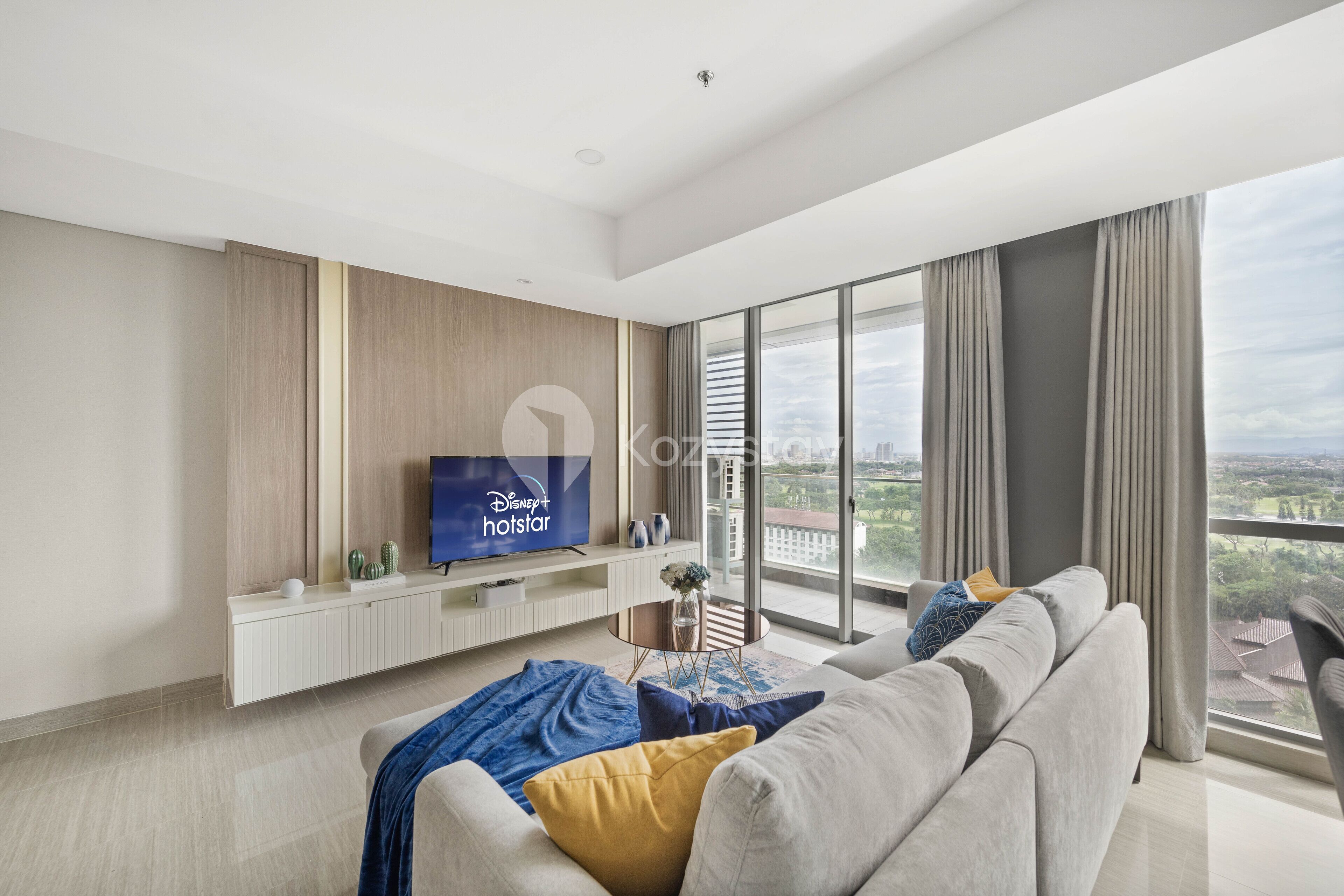 Apartment, 3 Bedrooms, City View | Living area | Smart TV, Netflix, streaming services