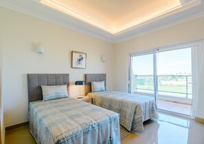 4 Schlafzimmer, Bügeleisen/Bügelbrett, kostenloses WLAN, Bettwäsche
