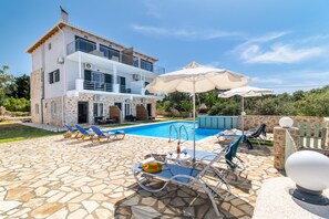 Pool - Holiday Apartment with Sea View 'Α' with Pool, Garden, Terrace & Wi-Fi (?e???da)