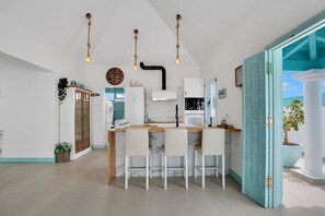 Fridge, microwave, oven, stovetop - Vacation Villa 'Orange Light with Private Pool' with Sea View, Wi-Fi and Air Conditioning (corralejo)