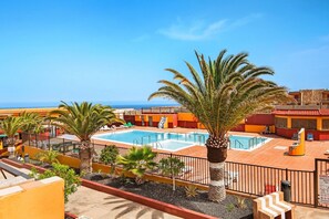 Pool - Apartment 'Surf Home Sea View' with Sea View, Shared Pools & Wi-Fi (Costa Antigua)