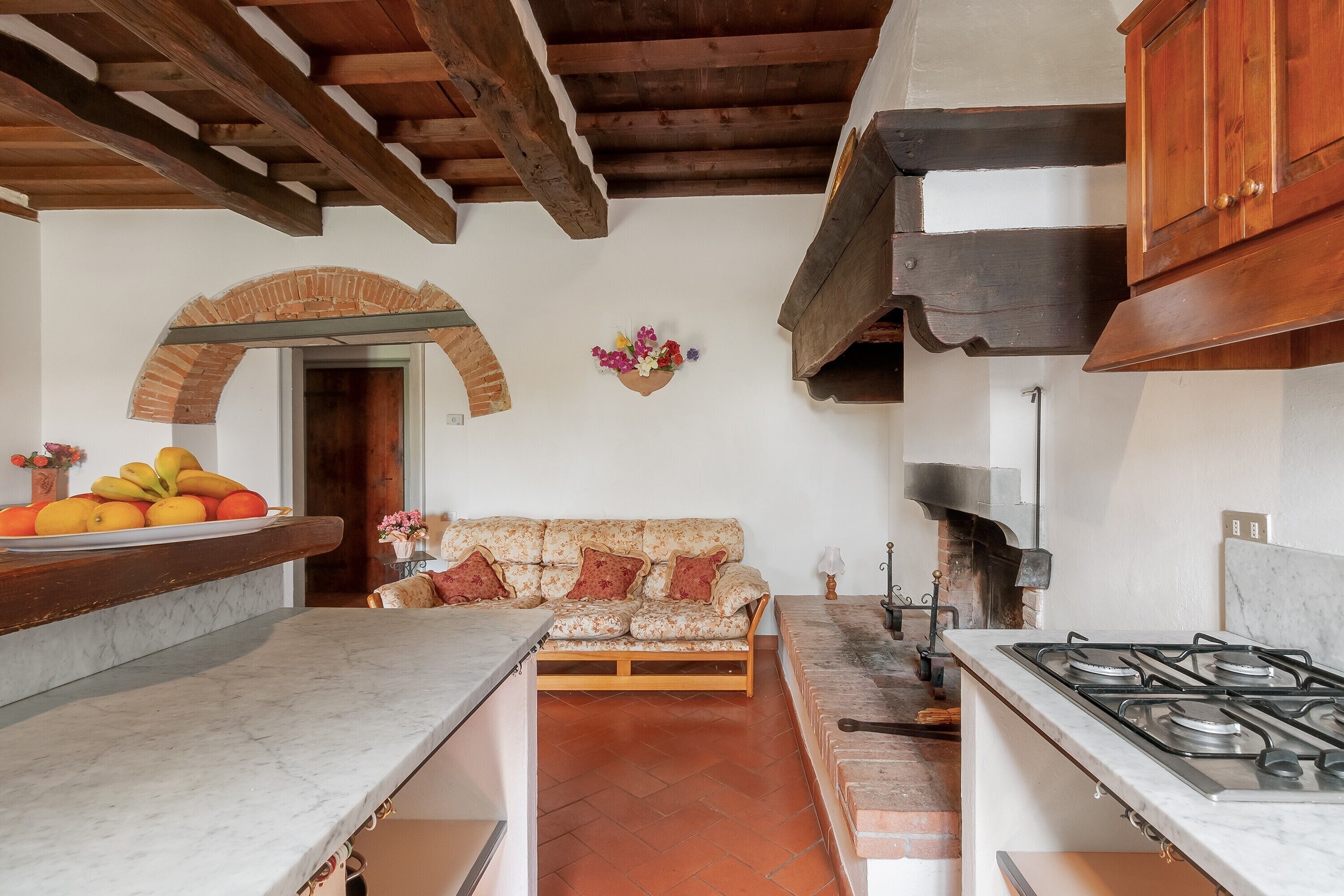 Frigorifero, piano cottura, tostapane, pentole/stoviglie/utensili