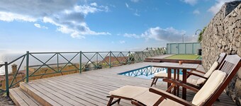 Vacation Rental 'Casa Rural La Caldera' with Sea View, Pool & Wi-Fi