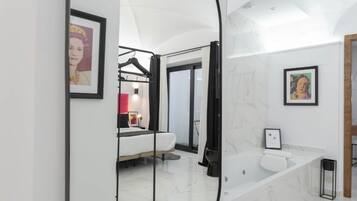 1 bedroom, iron/ironing board