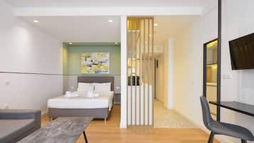 Superior Suite | 1 bedroom, in-room safe, desk, laptop workspace