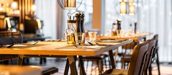 FreshSuites & Bar